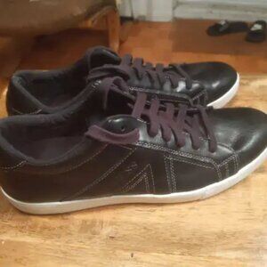 Men's Guess Low Top Lace Up Black Sneakers Shoes - Size 12